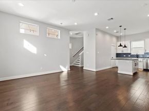 760 W Donovan Street, Houston TX 77091