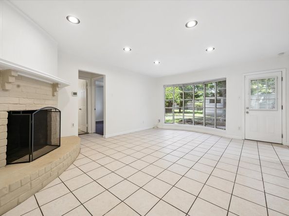 4731 Brookston Street, Houston TX 77045