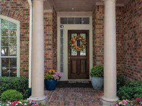 11 Korbel Ct, The Woodlands TX 77382