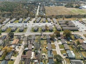 9802 Lum Lane, Houston TX 77078