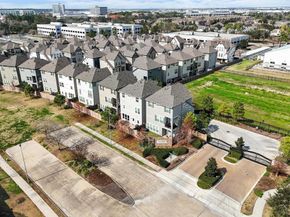 10605 Centre Green Way, Houston TX 77043