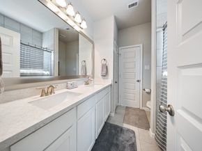 10605 Centre Green Way, Houston TX 77043