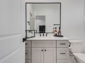 1307 E 27th Street A, Houston TX 77009