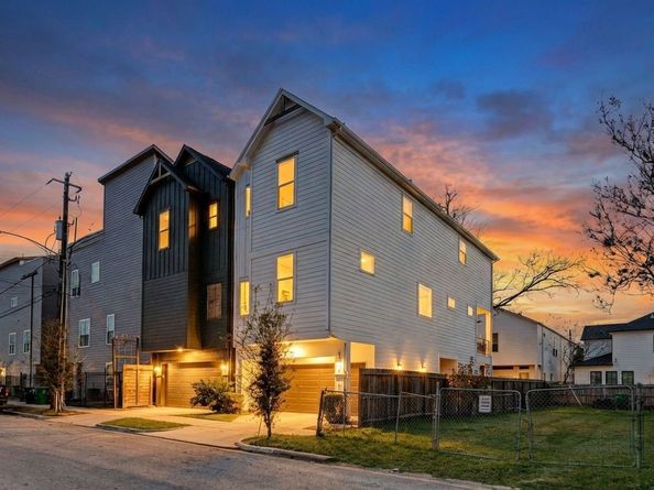 1307 E 27th Street A, Houston TX 77009