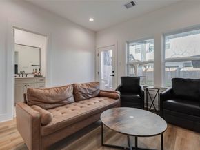 1307 E 27th Street A, Houston TX 77009