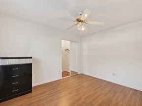 9927 Glenkirk Drive, Houston TX 77089