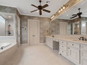 75 S Player Crest Circle, Spring TX 77382