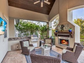 75 S Player Crest Circle, Spring TX 77382