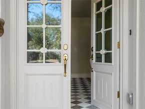 7811 Wickersham Lane, Houston TX 77063