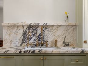 7811 Wickersham Lane, Houston TX 77063