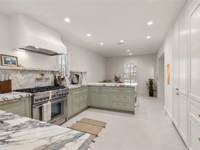 7811 Wickersham Lane, Houston TX 77063