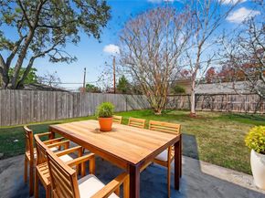 6030 Benning Drive, Houston TX 77096