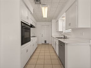 6030 Benning Drive, Houston TX 77096