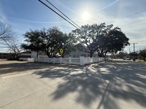 412 Waco Street, Conroe TX 77301