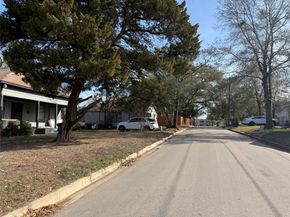 412 Waco Street, Conroe TX 77301