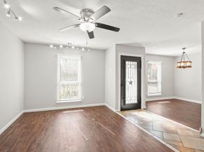 35 N Wavy Oak Circle, The Woodlands TX 77381