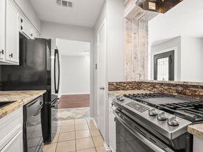 35 N Wavy Oak Circle, The Woodlands TX 77381