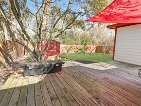 35 N Wavy Oak Circle, The Woodlands TX 77381
