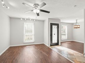 35 N Wavy Oak Circle, The Woodlands TX 77381