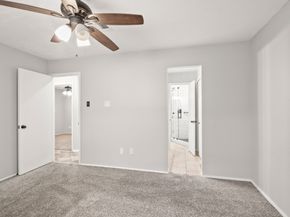35 N Wavy Oak Circle, The Woodlands TX 77381