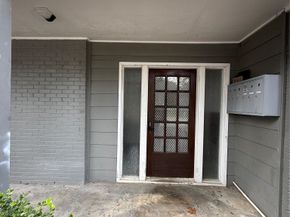 8910 Ilona Lane 5, Houston TX 77025