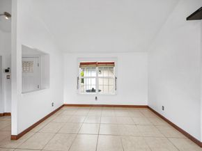 2327 Colonial Ridge Drive, Friendswood TX 77546