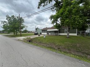 2836 Cochran Street, Houston TX 77009