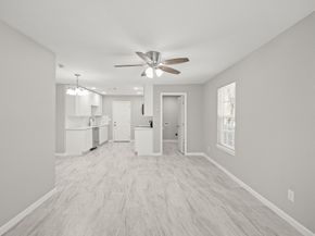 618 Hoffman Street, Houston TX 77020