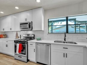 5502 Hewitt Dr Drive, Houston TX 77092