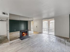 4643 Wild Indigo Street 414, Houston TX 77027