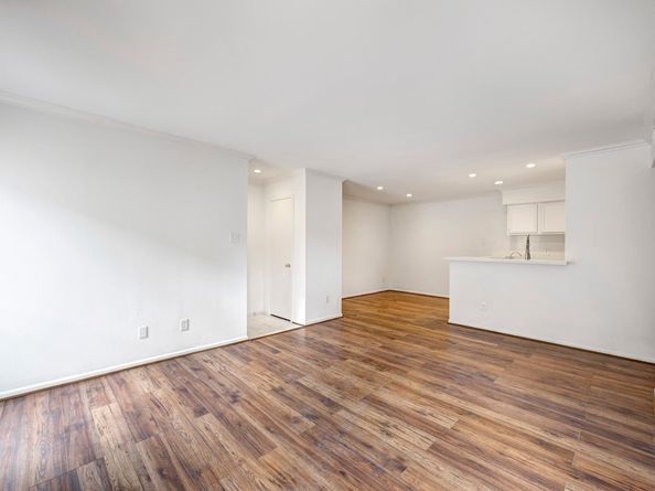 1601 S Shepherd Drive 224, Houston TX 77019