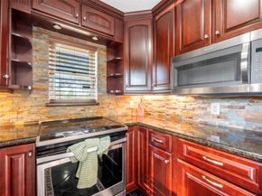 768 Worthshire Street, Houston TX 77008