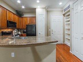 2400 Mccue Road 118, Houston TX 77056