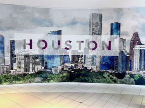 2400 Mccue Road 118, Houston TX 77056