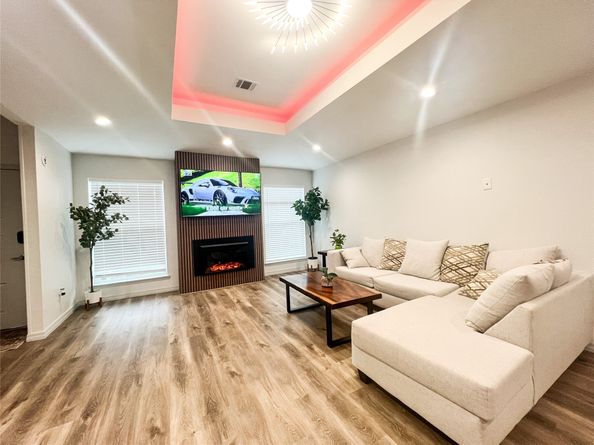 11507 Willwood Drive, Houston TX 77072