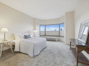 2001 Holcombe Boulevard 504, Houston TX 77030