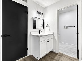 12040 Mighty Oak Drive, Houston TX 77066