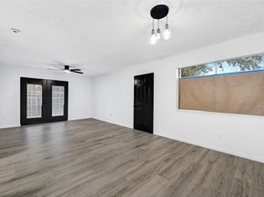 12040 Mighty Oak Drive, Houston TX 77066