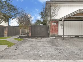 12040 Mighty Oak Drive, Houston TX 77066