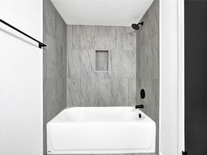 12040 Mighty Oak Drive, Houston TX 77066