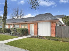 12040 Mighty Oak Drive, Houston TX 77066