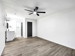 12040 Mighty Oak Drive, Houston TX 77066