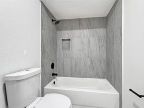 12040 Mighty Oak Drive, Houston TX 77066