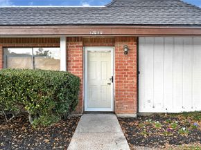 12040 Mighty Oak Drive, Houston TX 77066