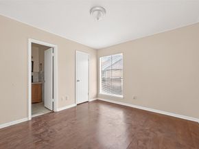 9350 Country Creek Dr 1, Houston TX 77036