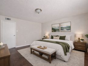 9350 Country Creek Dr 1, Houston TX 77036