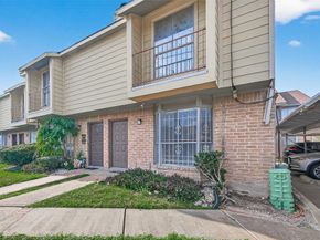 9350 Country Creek Dr 1, Houston TX 77036