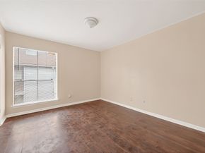 9350 Country Creek Dr 1, Houston TX 77036