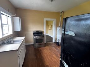 6015 Brady Street, Houston TX 77011