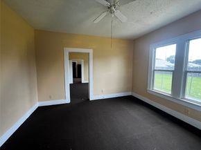 6015 Brady Street, Houston TX 77011